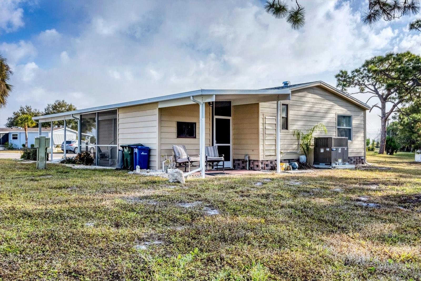 Image 35 of 54 For 753 Butterfield Circle