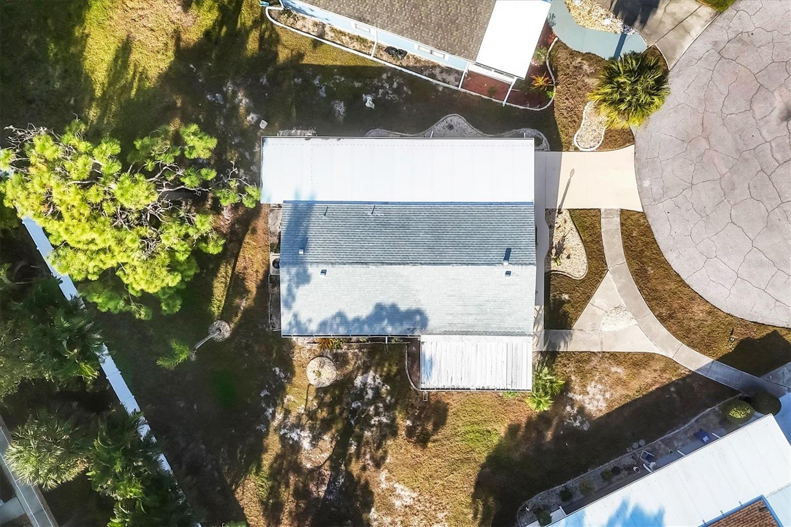 Image 36 of 54 For 753 Butterfield Circle