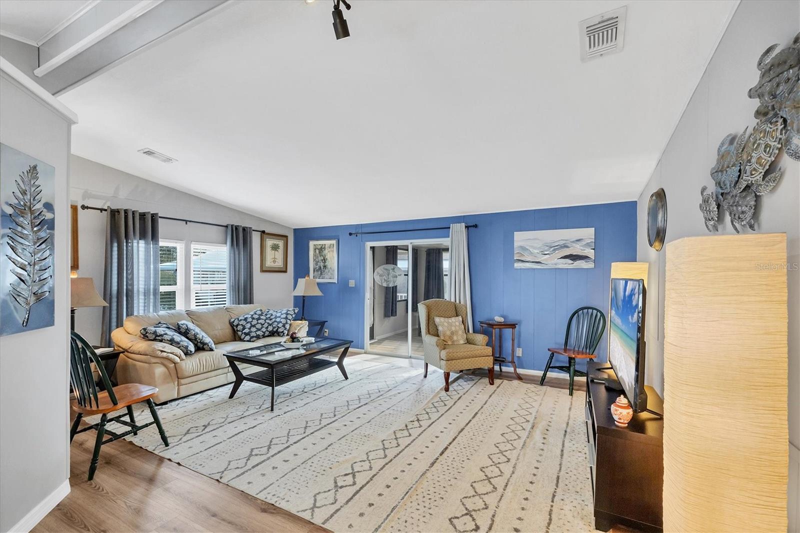 Image 8 of 54 For 753 Butterfield Circle