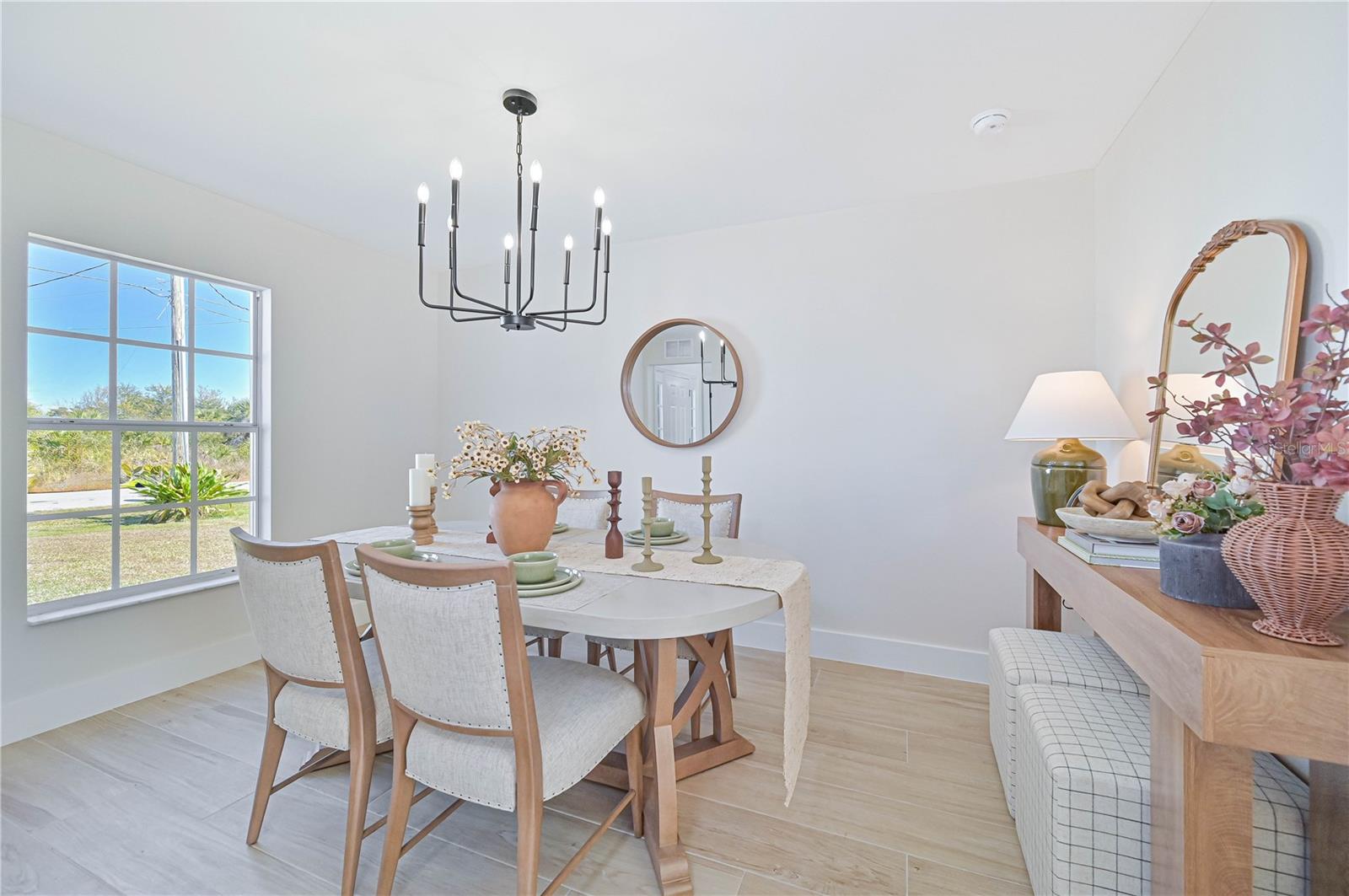 Image 13 of 46 For 14187 Barnwood Lane