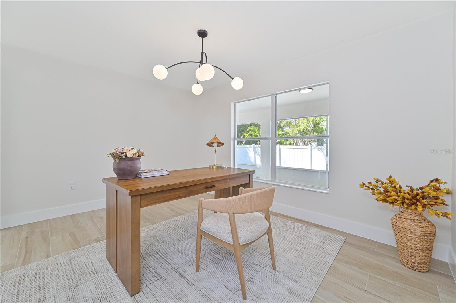 Image 15 of 46 For 14187 Barnwood Lane