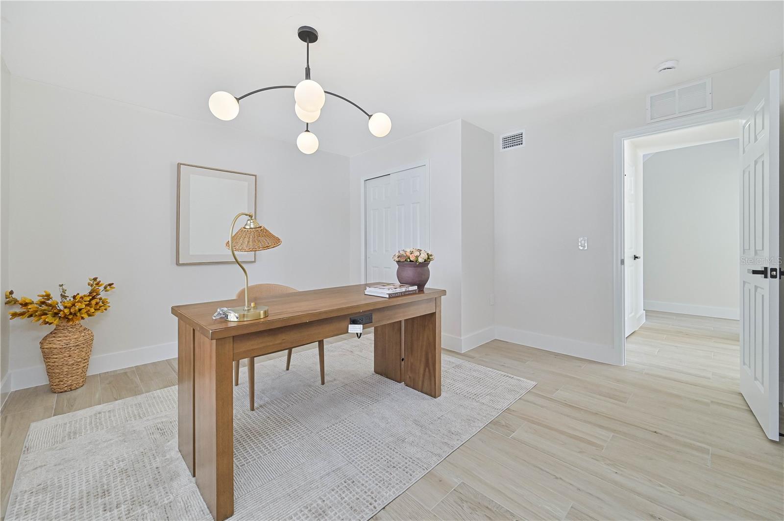 Image 16 of 46 For 14187 Barnwood Lane