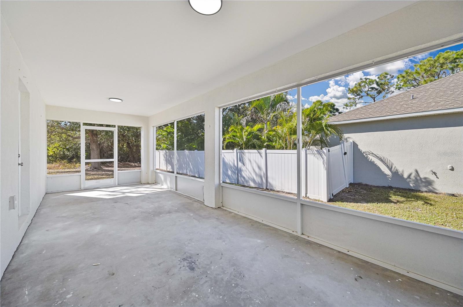 Image 35 of 46 For 14187 Barnwood Lane