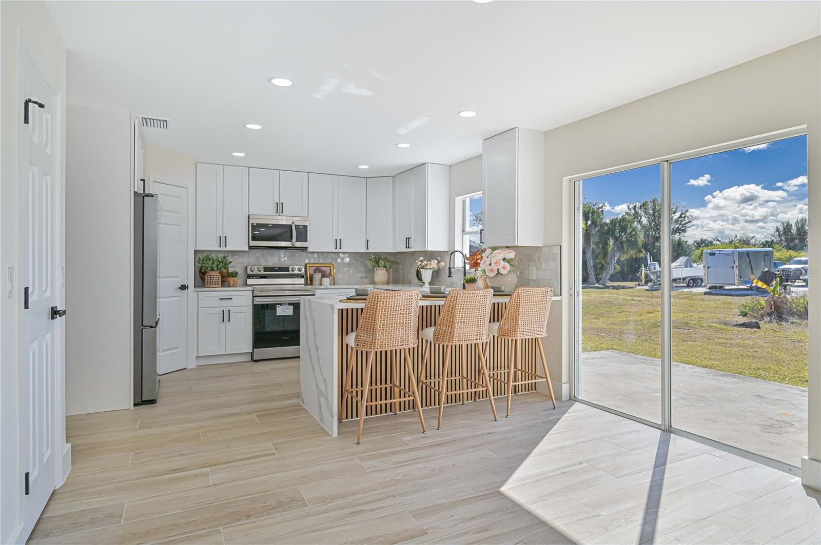 Image 7 of 46 For 14187 Barnwood Lane