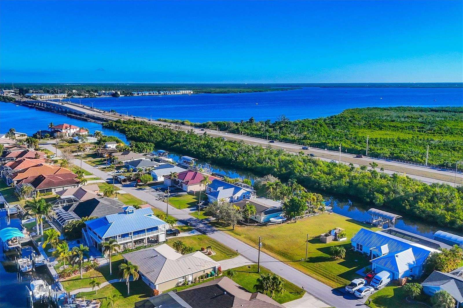 Image 11 of 20 For 5276 Early Terrace