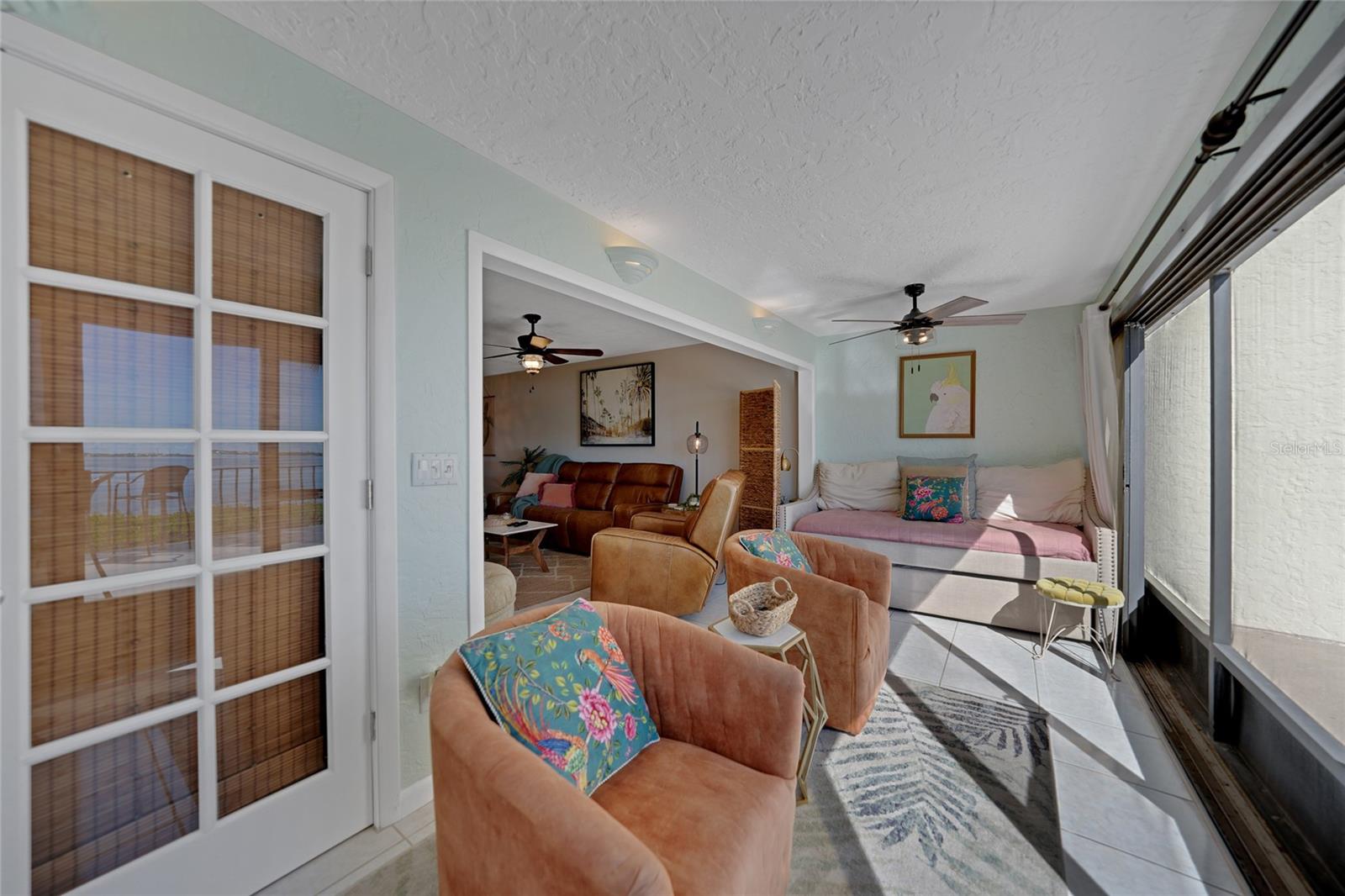 Image 23 of 46 For 1591 Beach Road 202