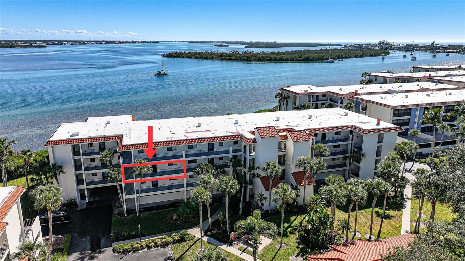 Image 39 of 46 For 1591 Beach Road 202