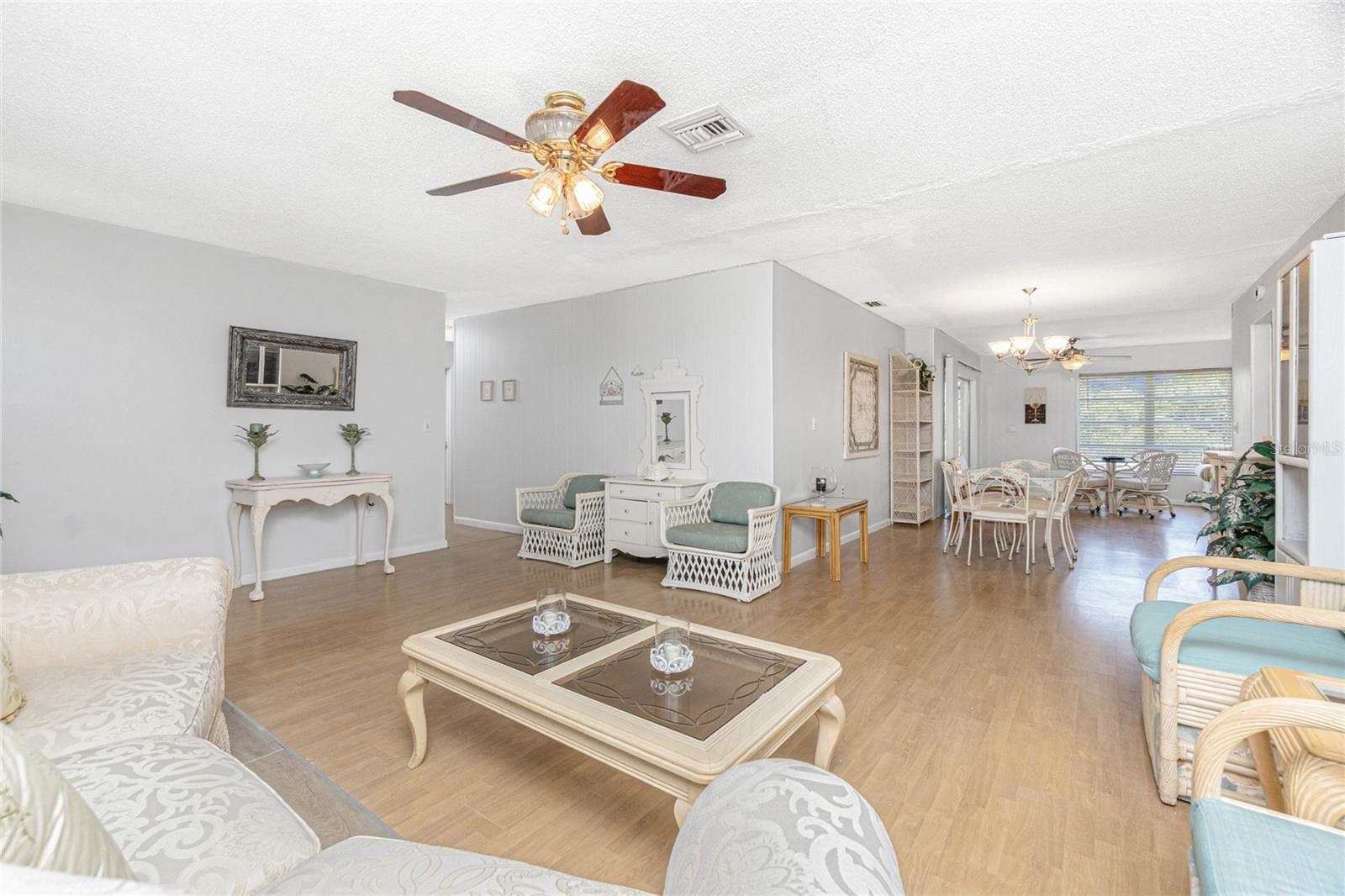 Image 10 of 59 For 113 Annapolis Lane