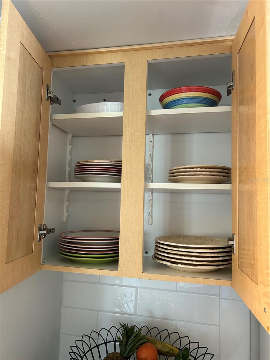 Image 15 of 59 For 113 Annapolis Lane