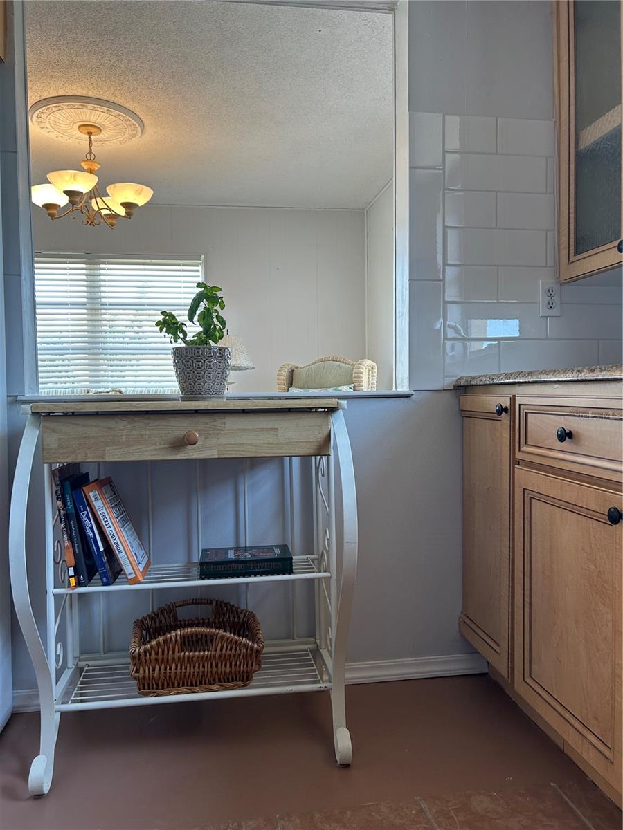 Image 17 of 59 For 113 Annapolis Lane