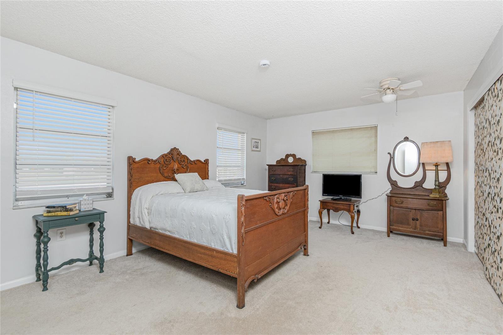 Image 29 of 59 For 113 Annapolis Lane