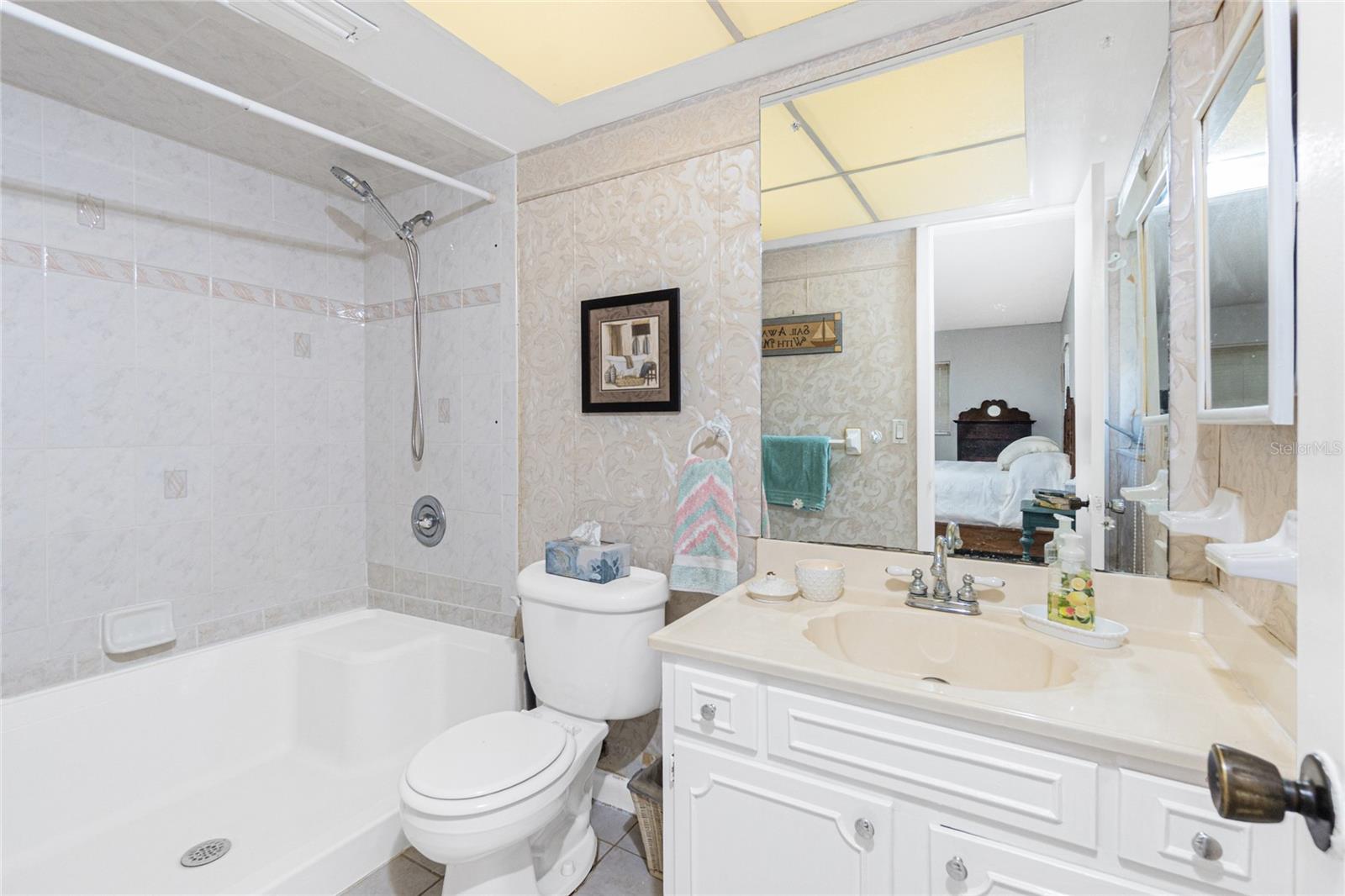 Image 32 of 59 For 113 Annapolis Lane