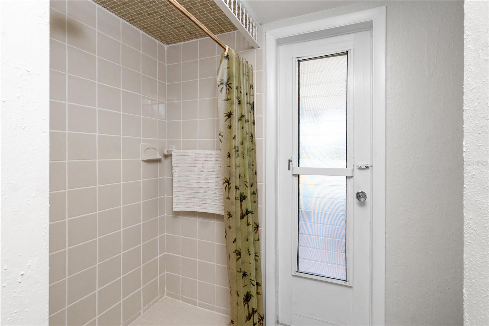 Image 41 of 59 For 113 Annapolis Lane