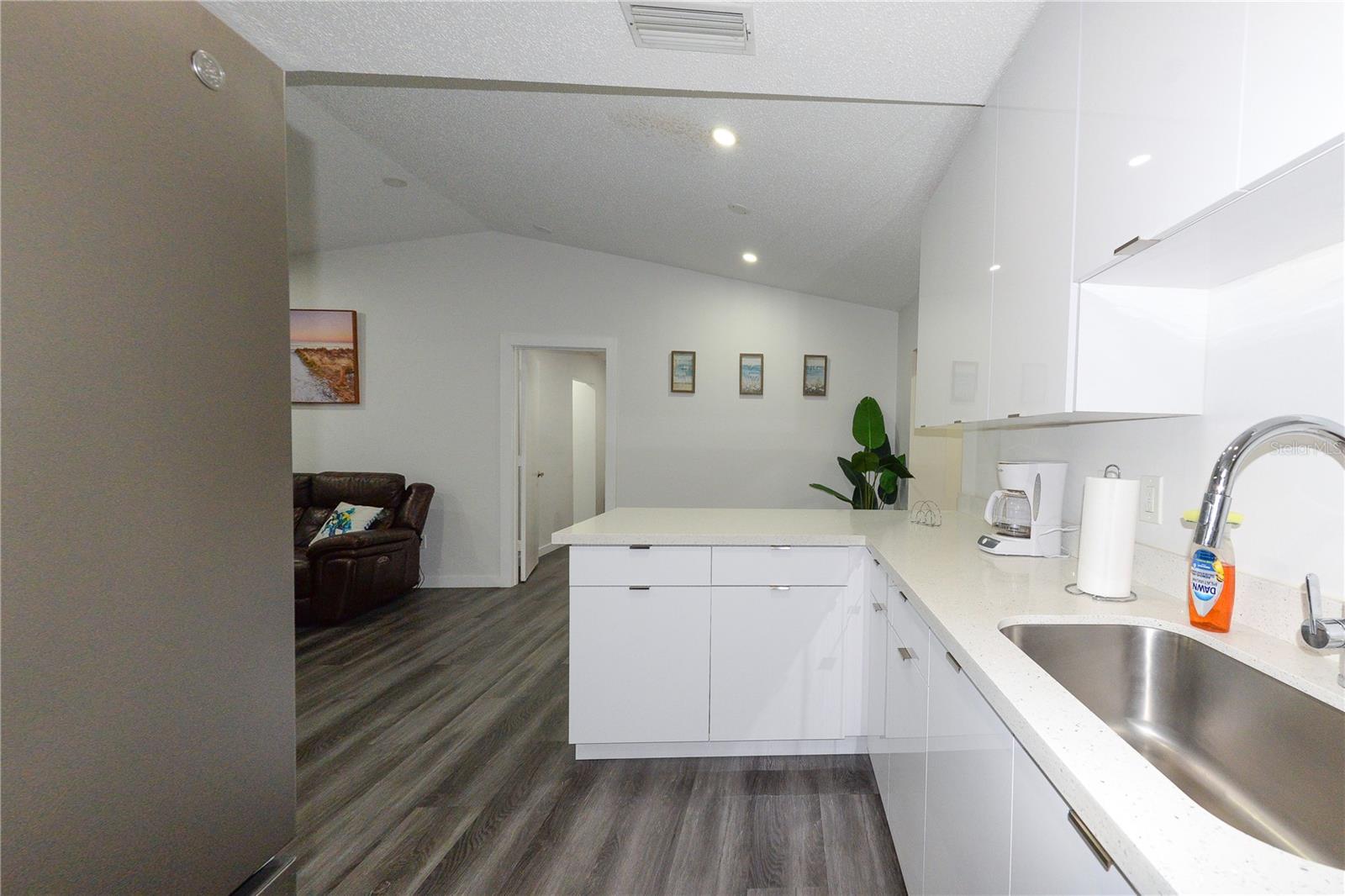 Image 10 of 33 For 7346 Bargello Street