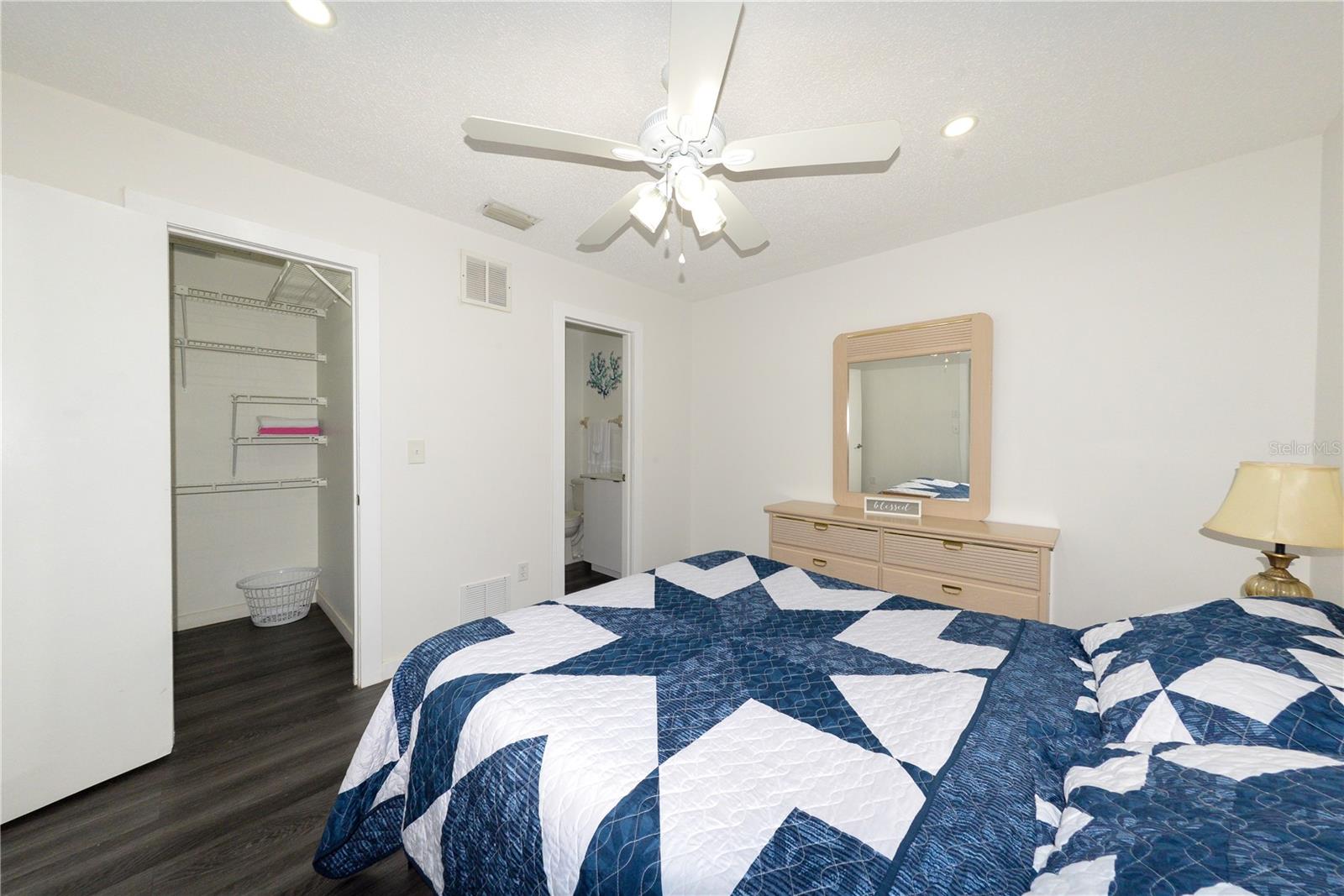 Image 21 of 33 For 7346 Bargello Street