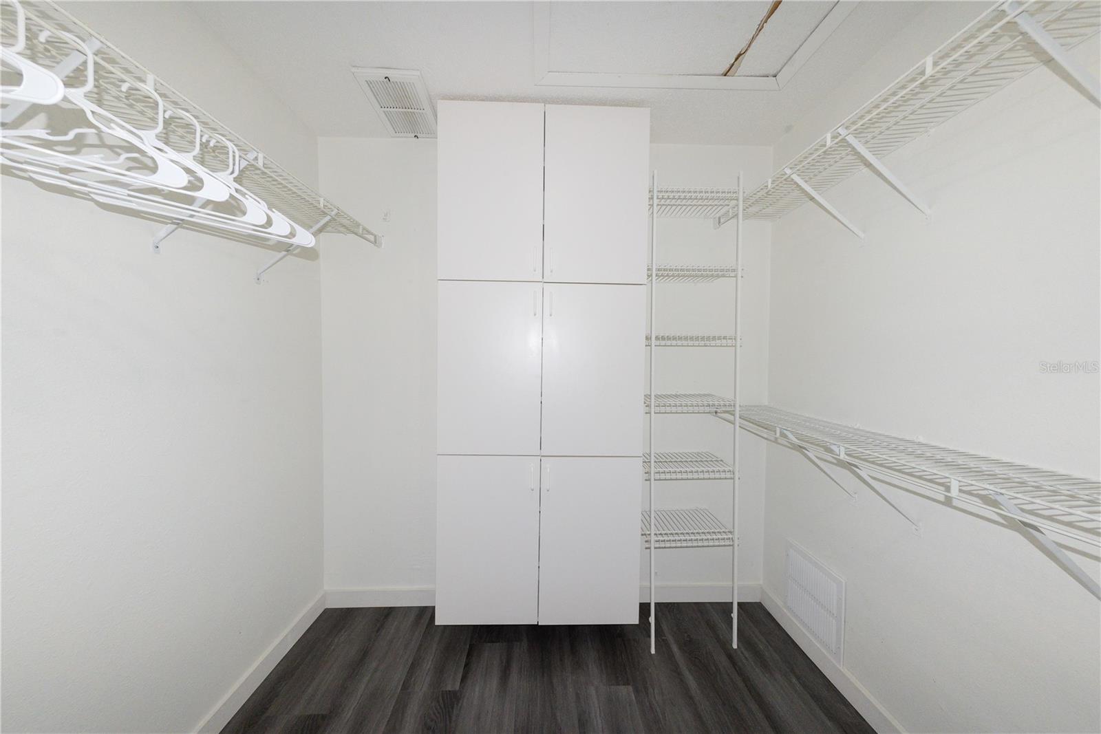 Image 26 of 33 For 7346 Bargello Street