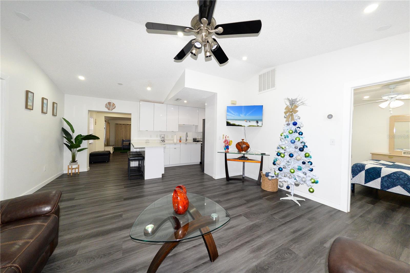 Image 6 of 33 For 7346 Bargello Street