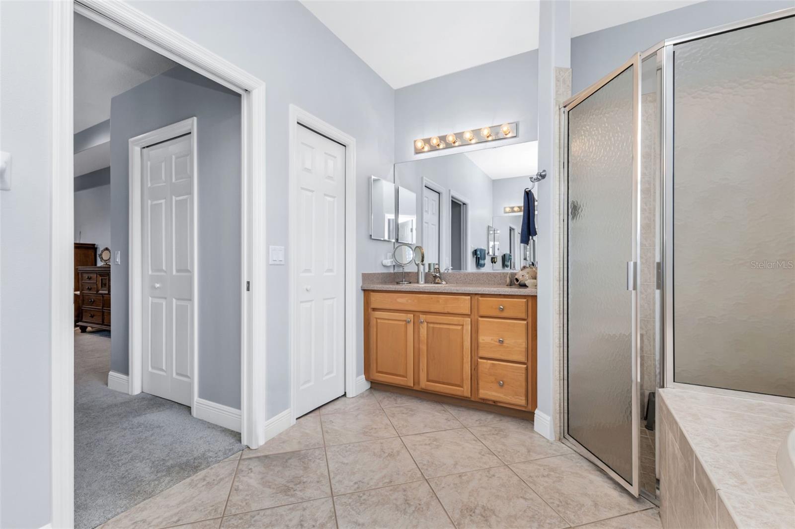 Image 16 of 41 For 895 Clear Lake Drive