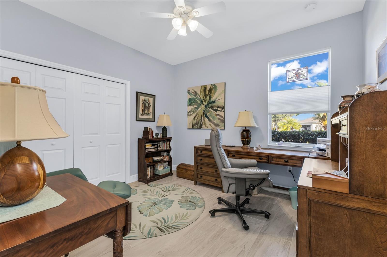 Image 21 of 41 For 895 Clear Lake Drive