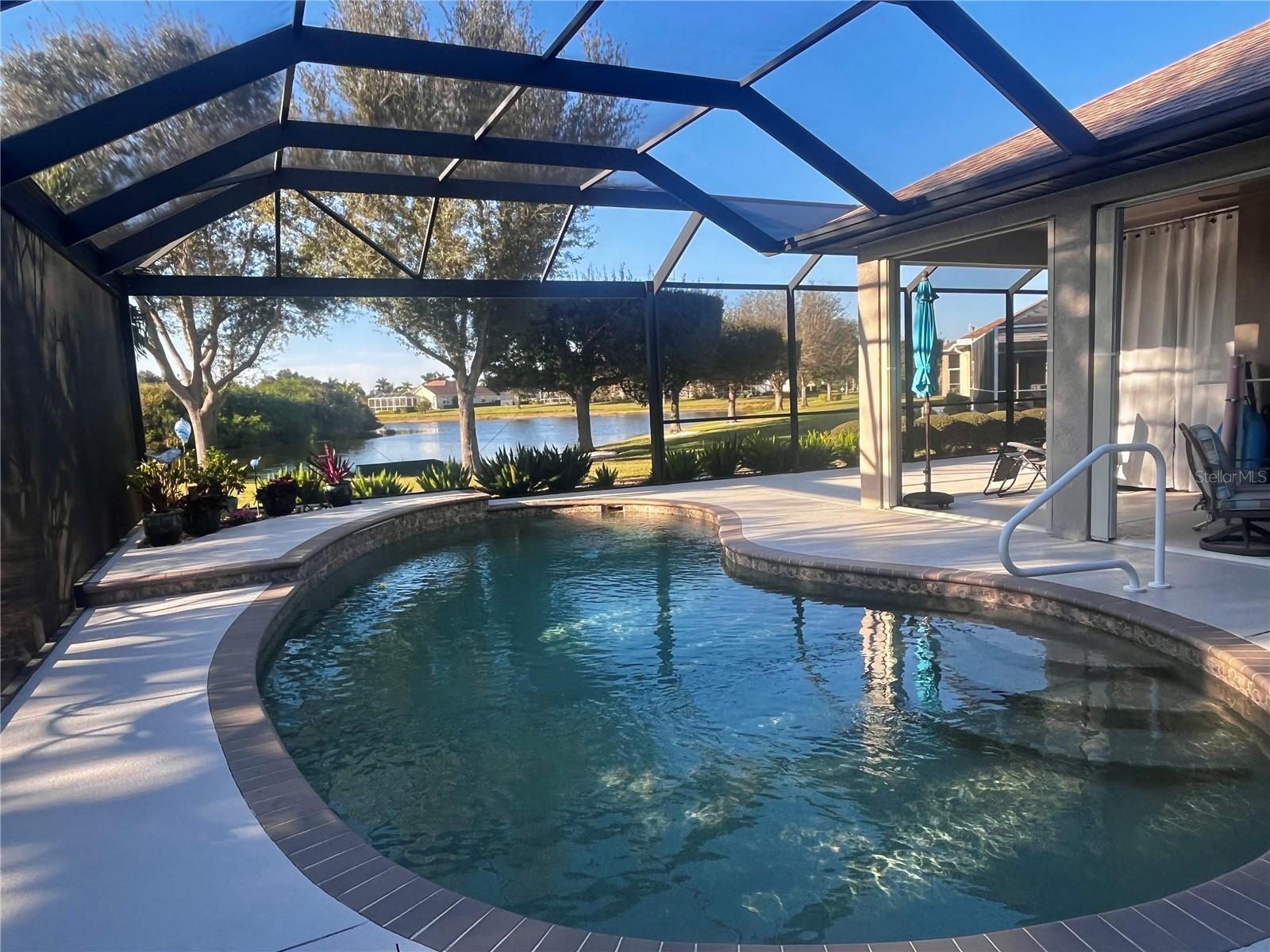 Image 24 of 41 For 895 Clear Lake Drive