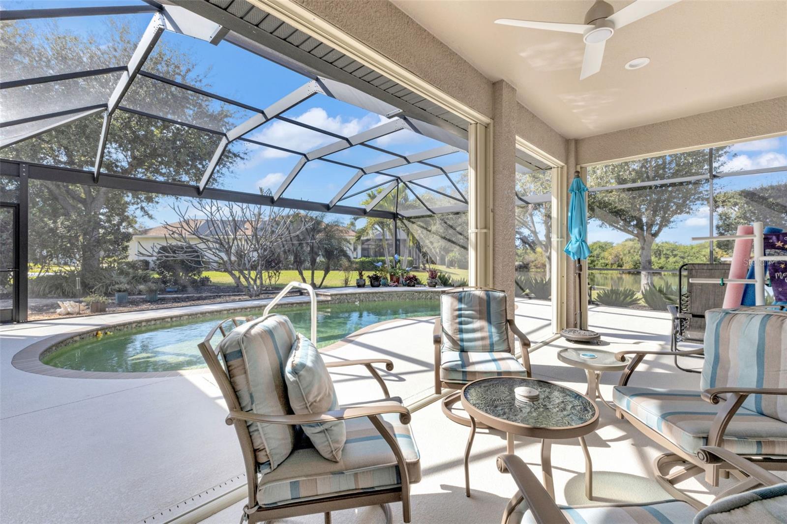 Image 27 of 41 For 895 Clear Lake Drive