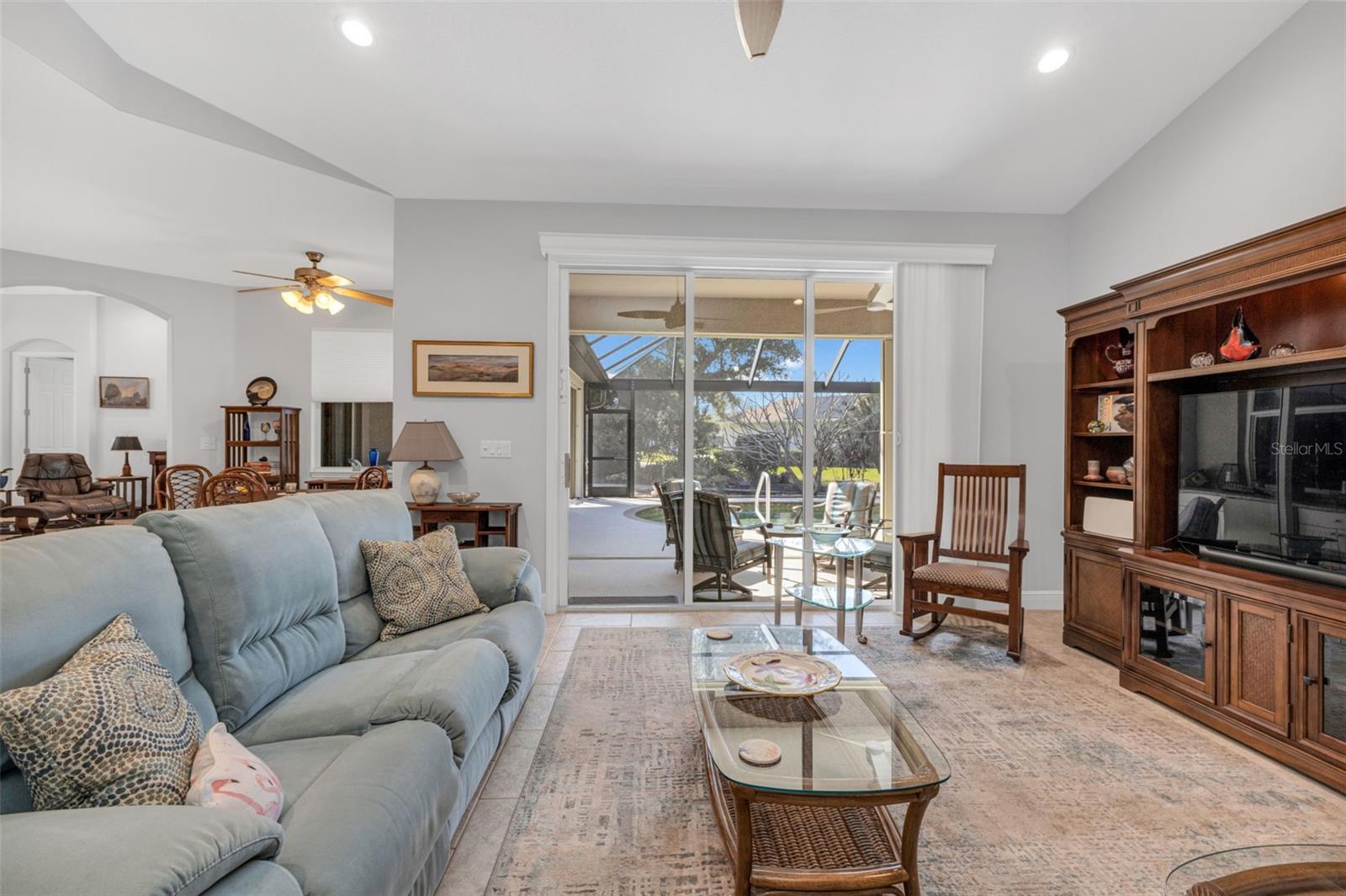 Image 9 of 41 For 895 Clear Lake Drive