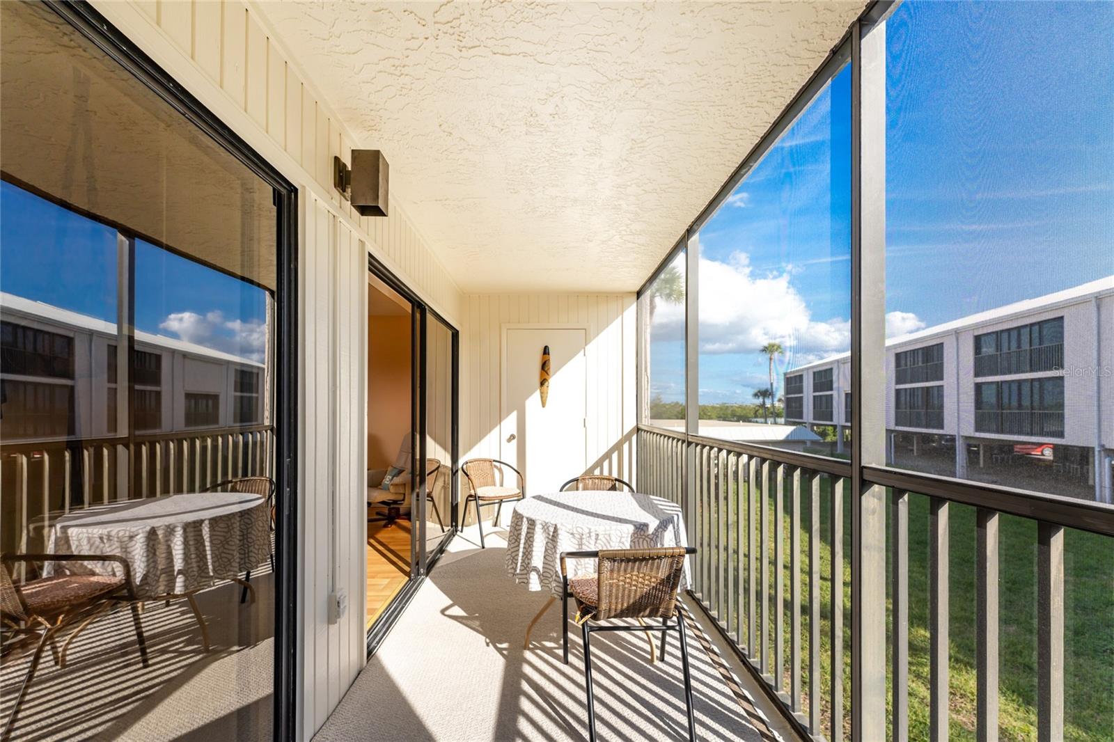 Image 16 of 58 For 2700 Beach Road E107