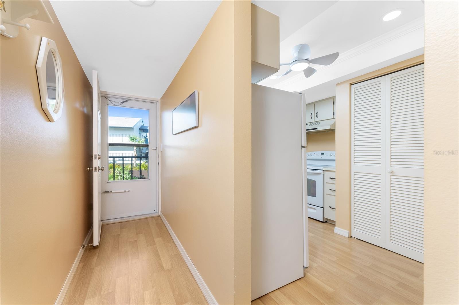 Image 2 of 58 For 2700 Beach Road E107