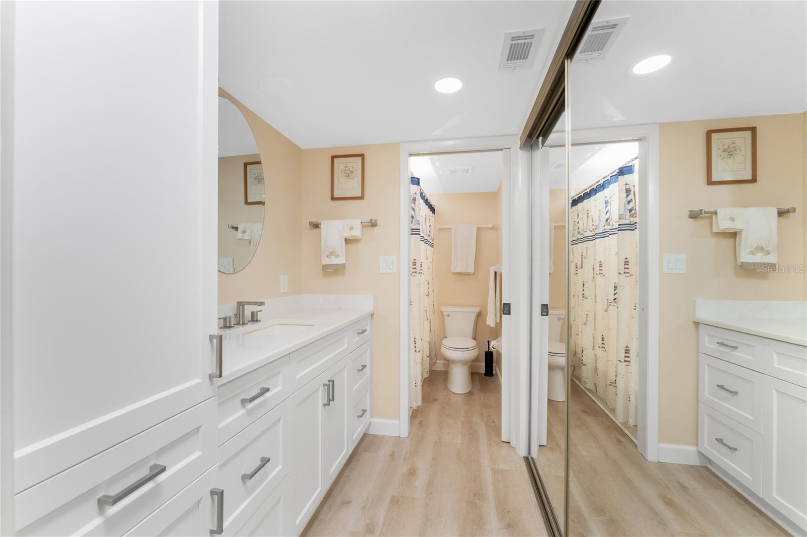 Image 28 of 58 For 2700 Beach Road E107