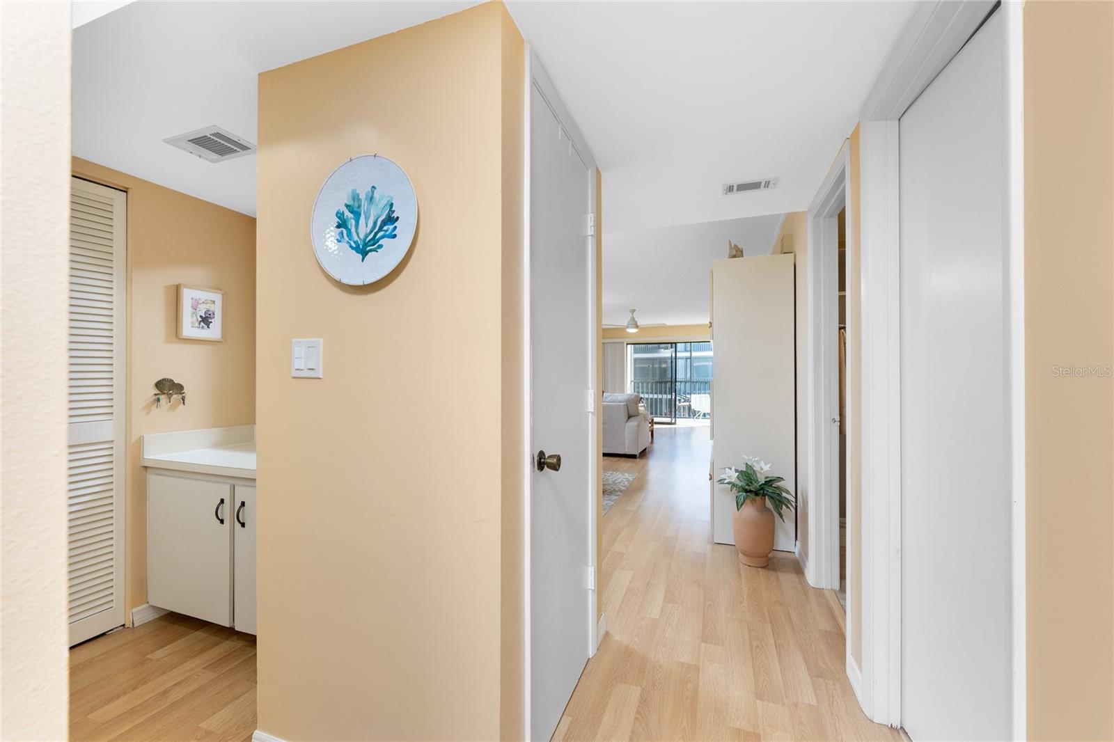 Image 3 of 58 For 2700 Beach Road E107