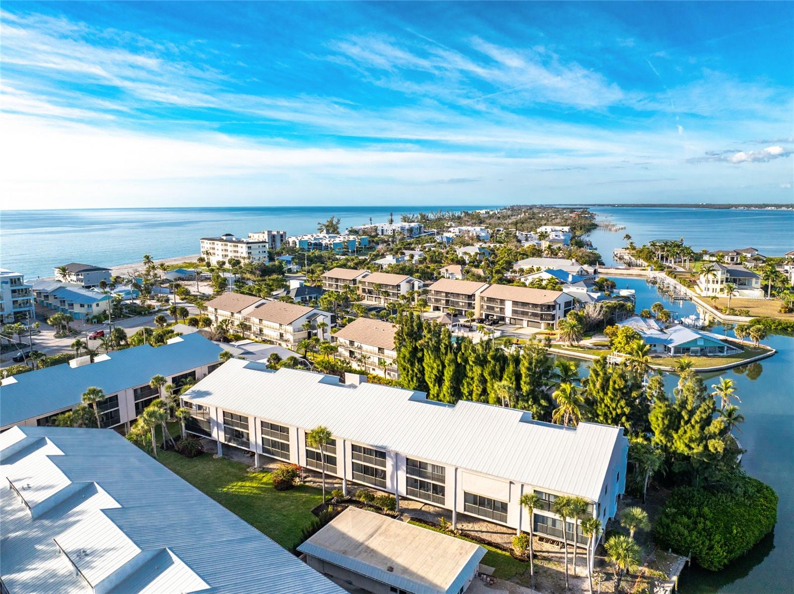 Image 43 of 58 For 2700 Beach Road E107