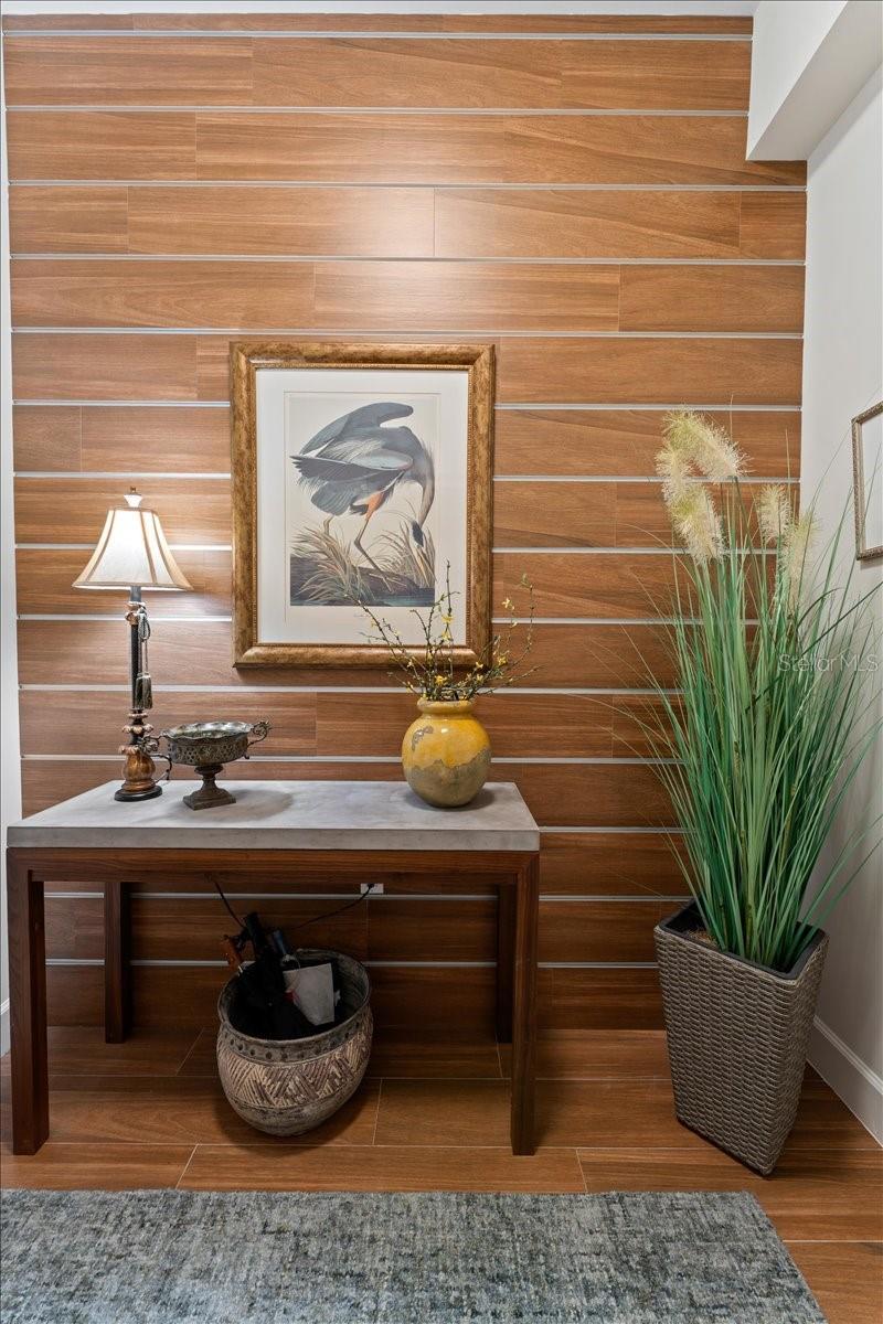 Image 11 of 65 For 2708 Beach Road 2