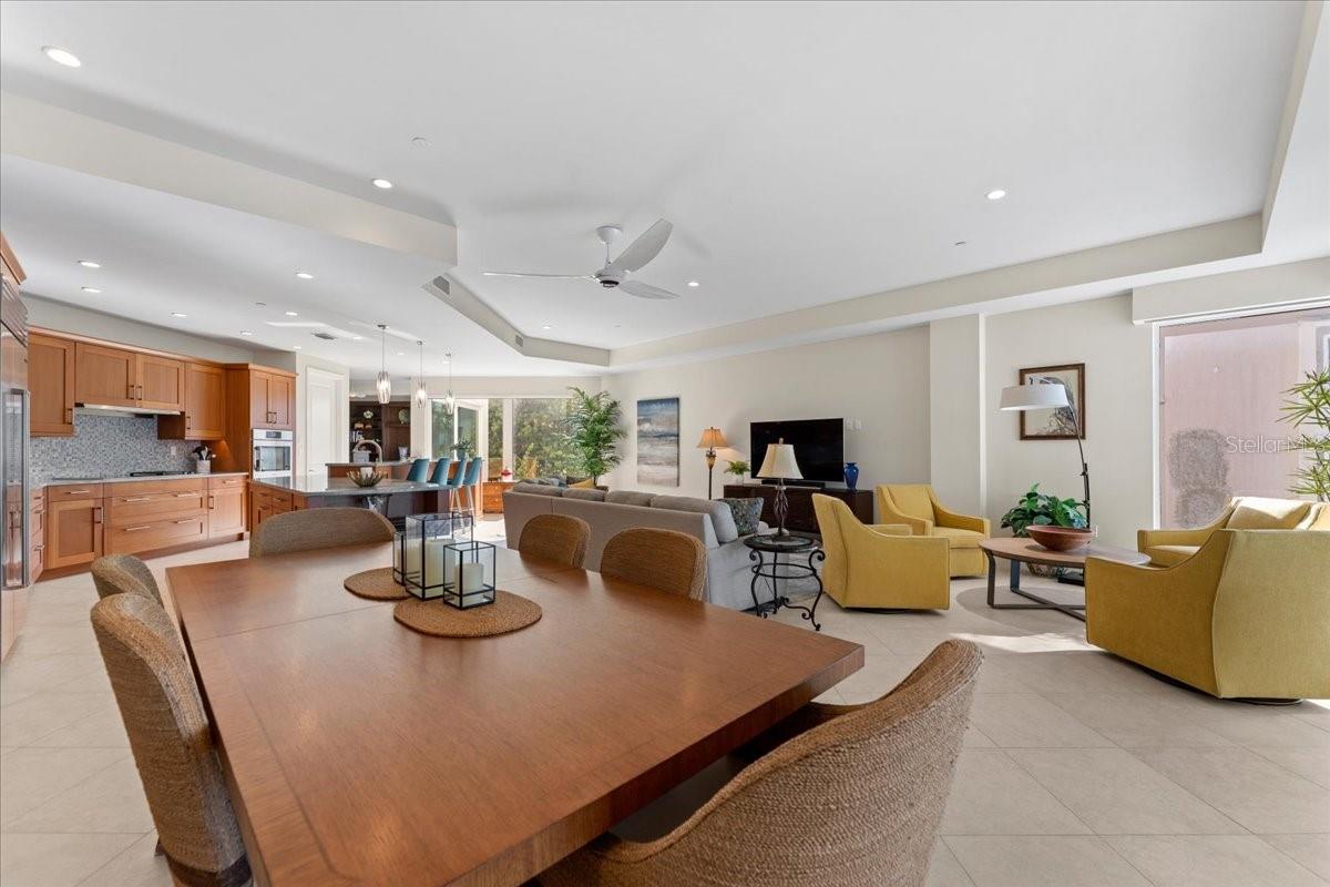 Image 28 of 65 For 2708 Beach Road 2