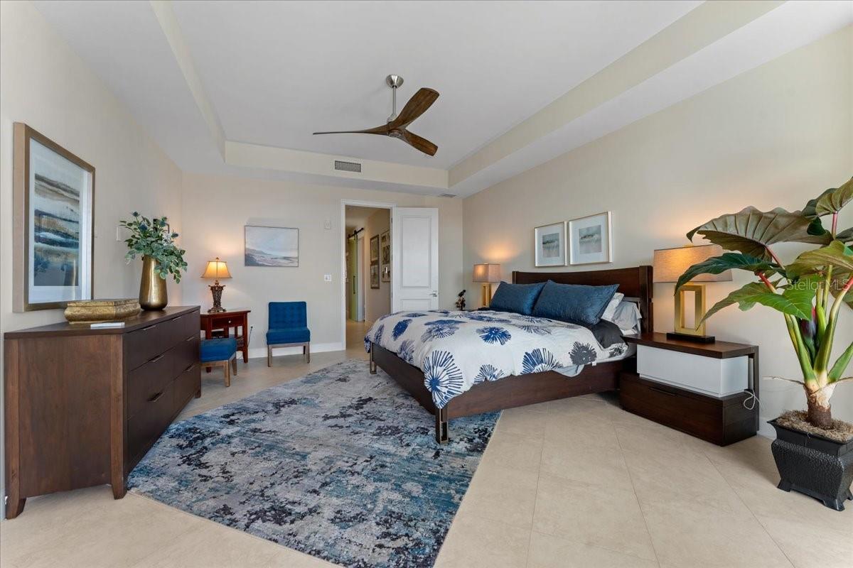 Image 33 of 65 For 2708 Beach Road 2