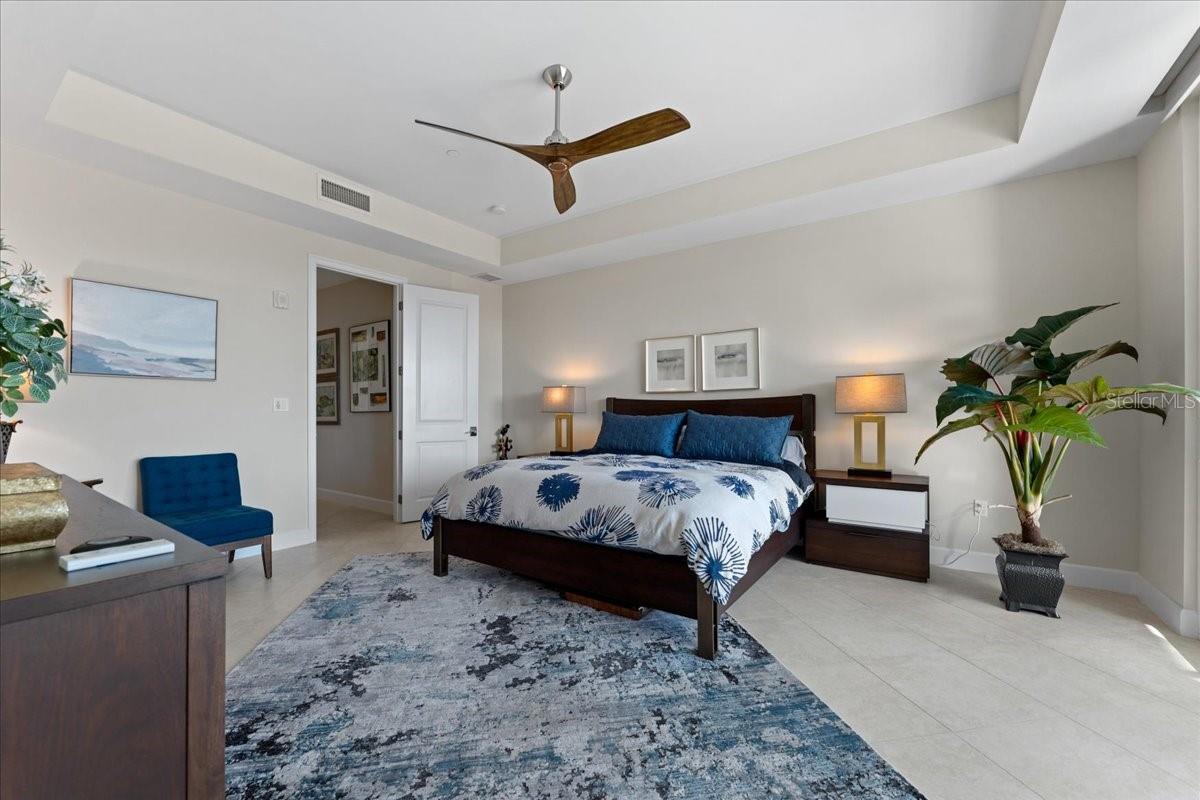 Image 35 of 65 For 2708 Beach Road 2