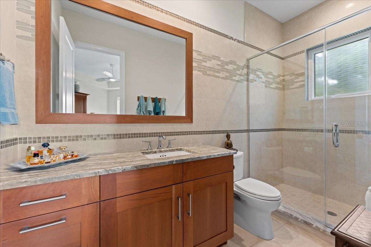 Image 50 of 65 For 2708 Beach Road 2