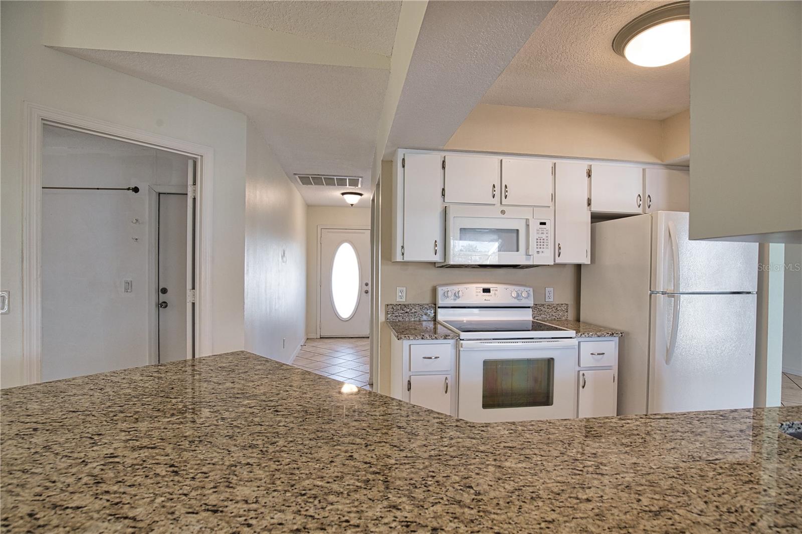 Image 14 of 47 For 7202 Mamouth