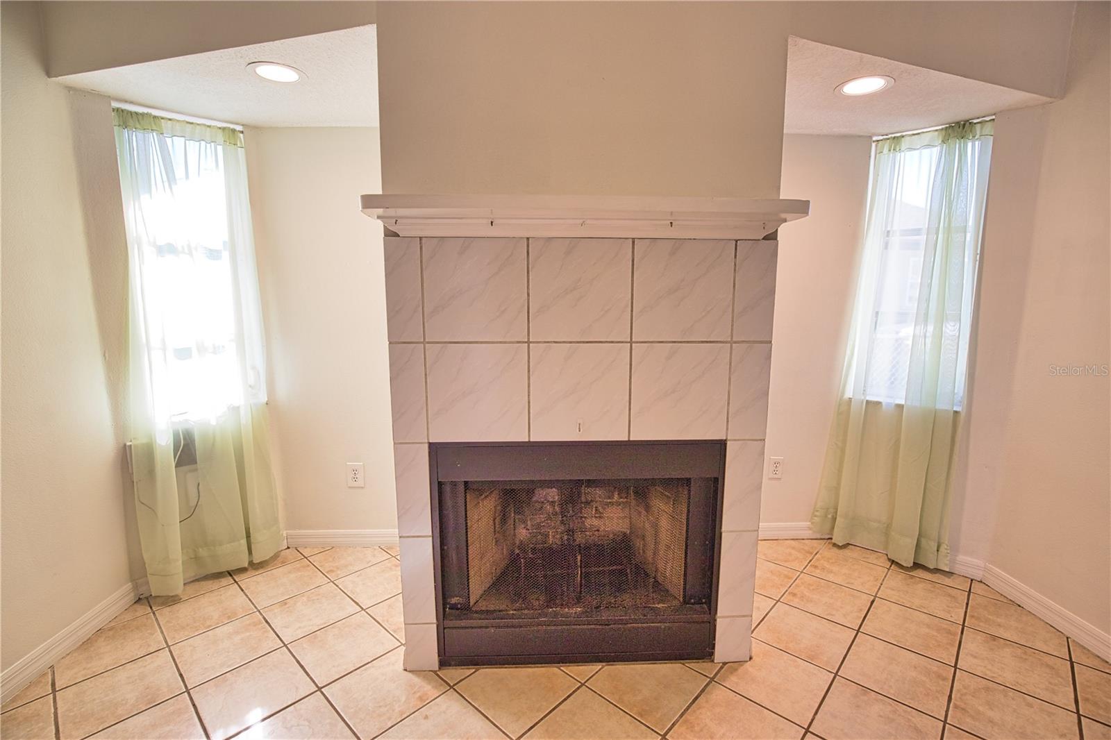 Image 20 of 47 For 7202 Mamouth