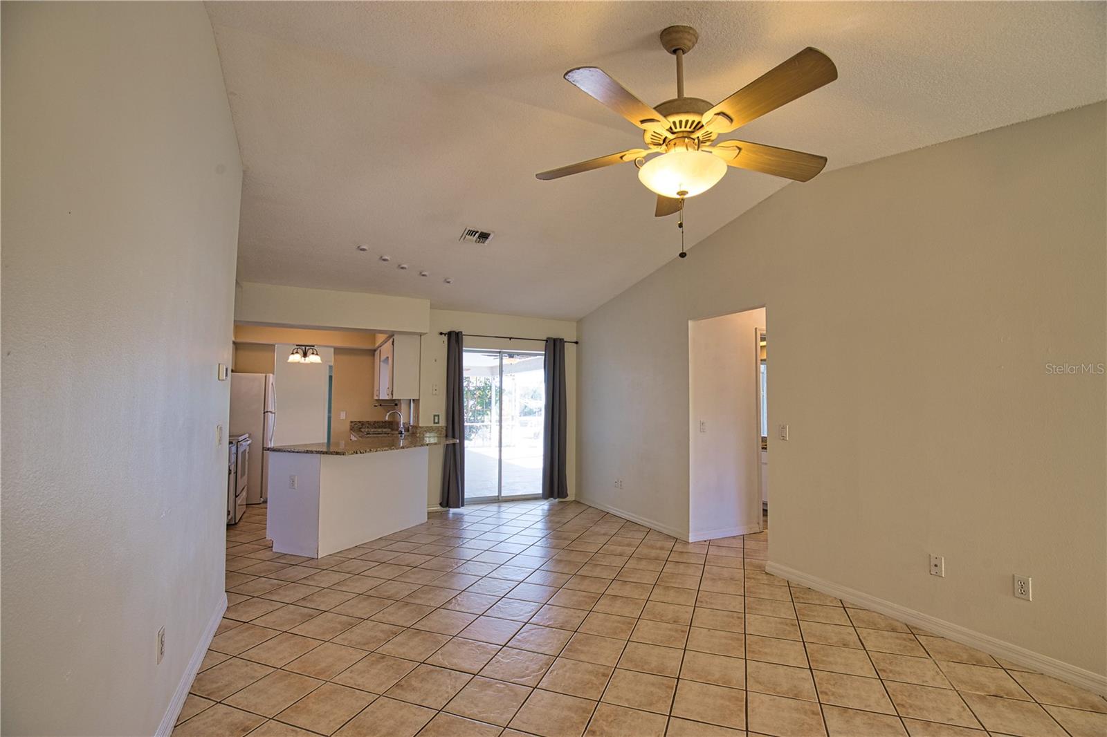 Image 22 of 47 For 7202 Mamouth