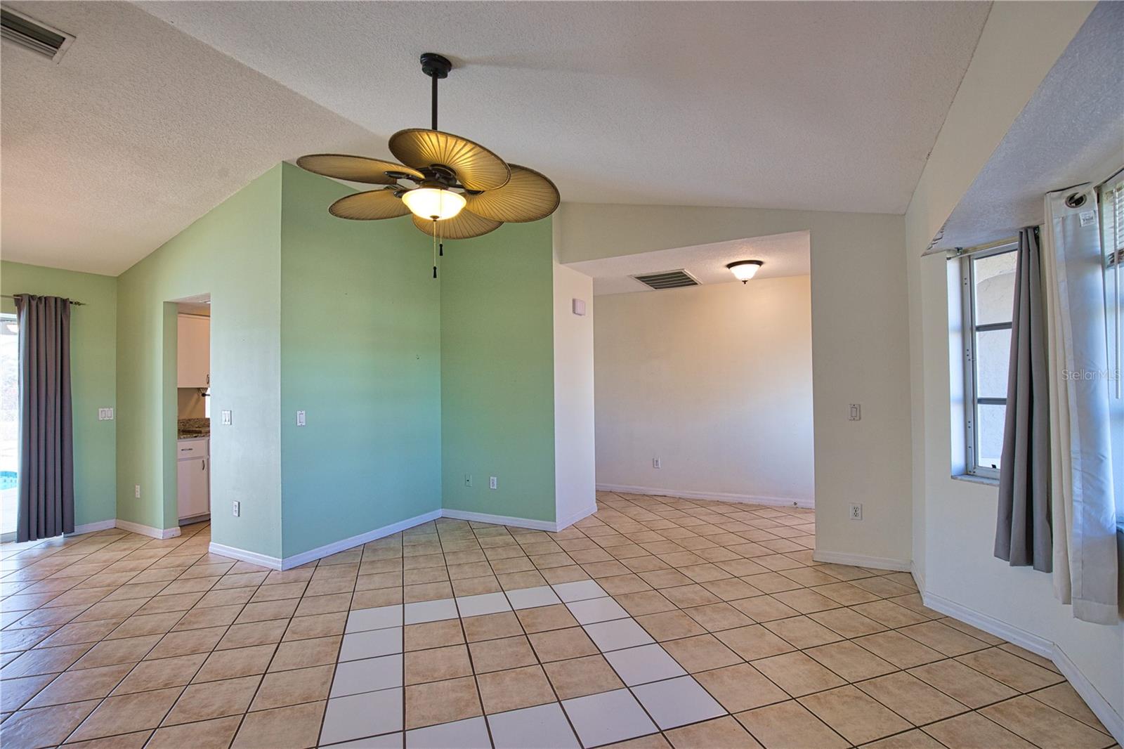 Image 8 of 47 For 7202 Mamouth