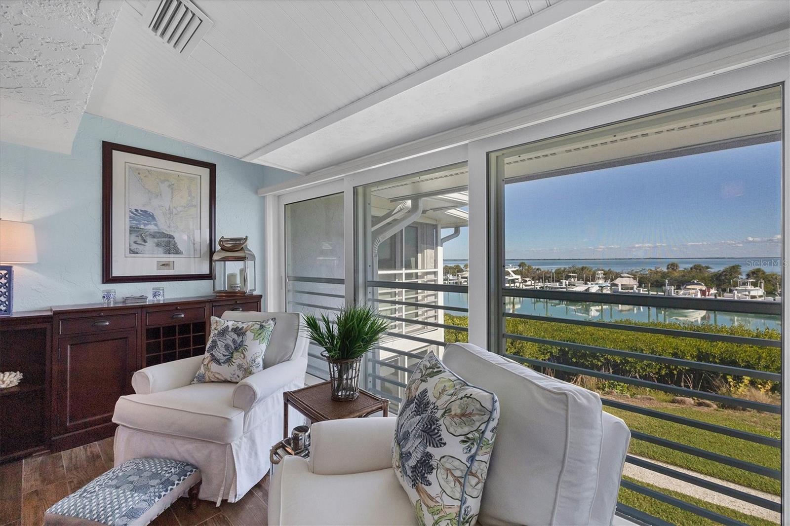 Image 21 of 49 For 5854 Gasparilla Road Mv20