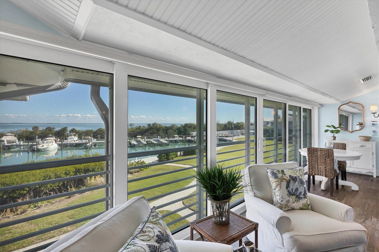 Image 22 of 49 For 5854 Gasparilla Road Mv20