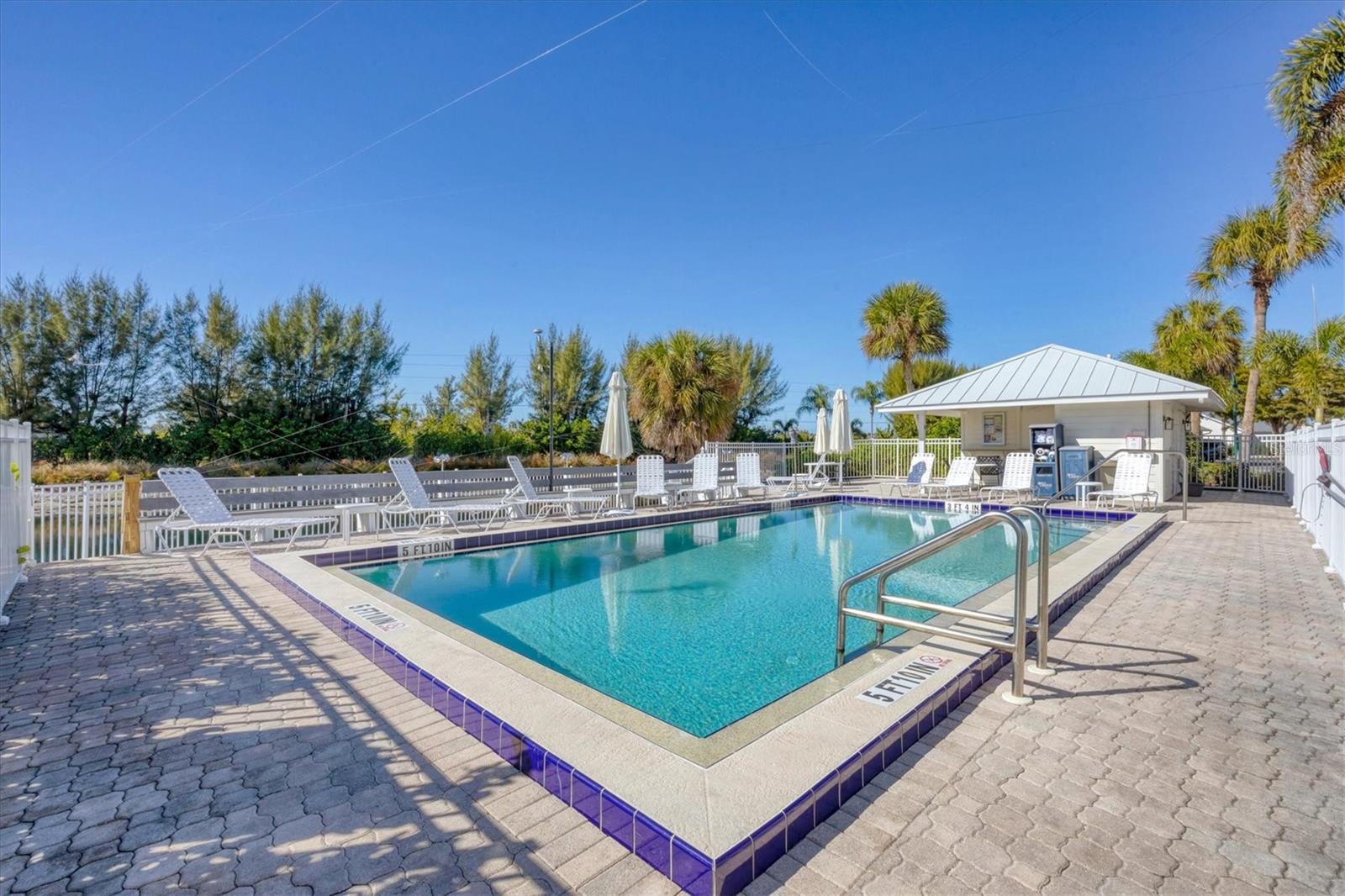 Image 27 of 49 For 5854 Gasparilla Road Mv20