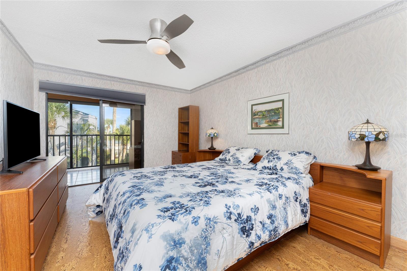 Image 24 of 64 For 2700 Beach Road D203