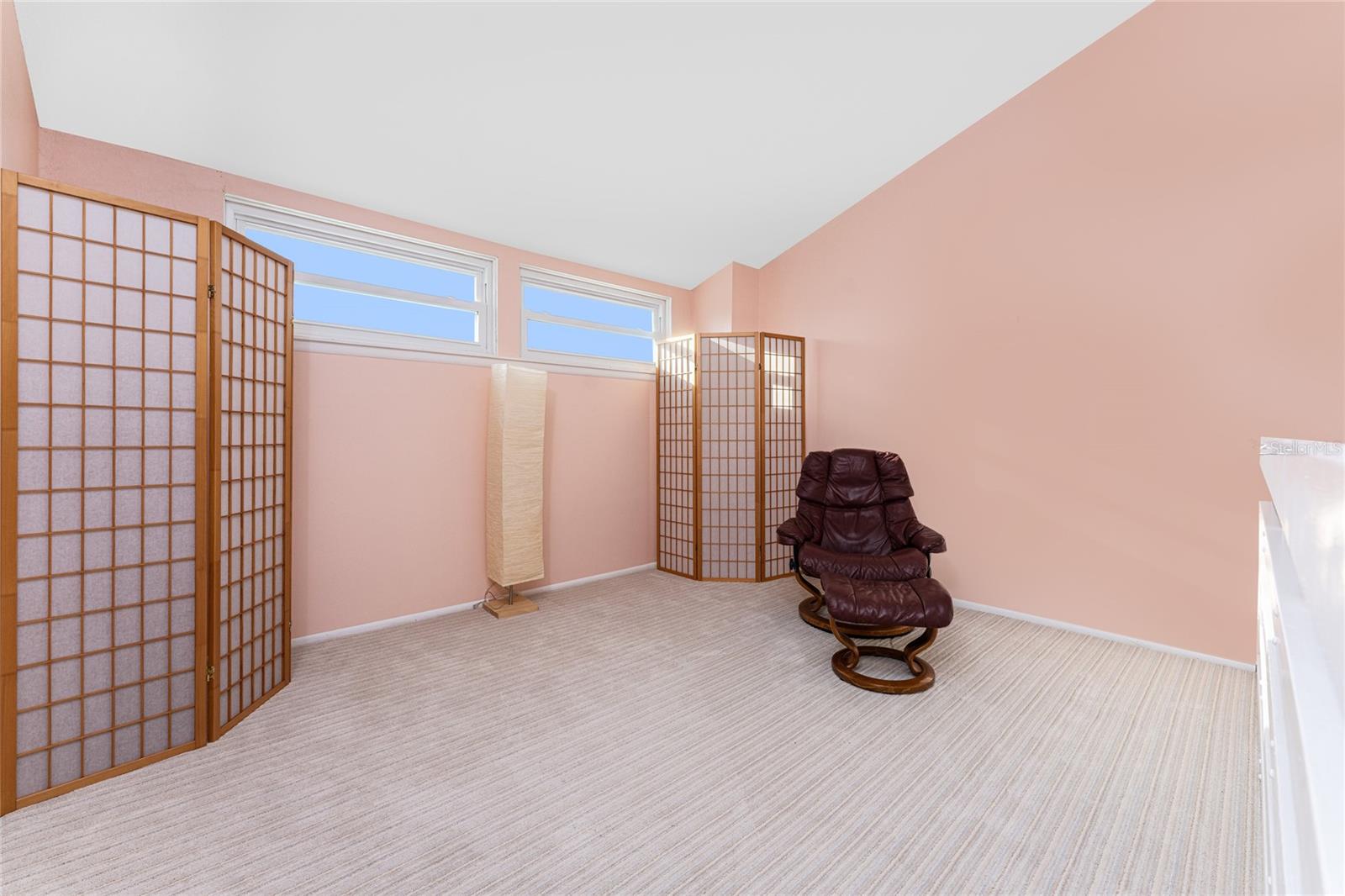 Image 41 of 64 For 2700 Beach Road D203