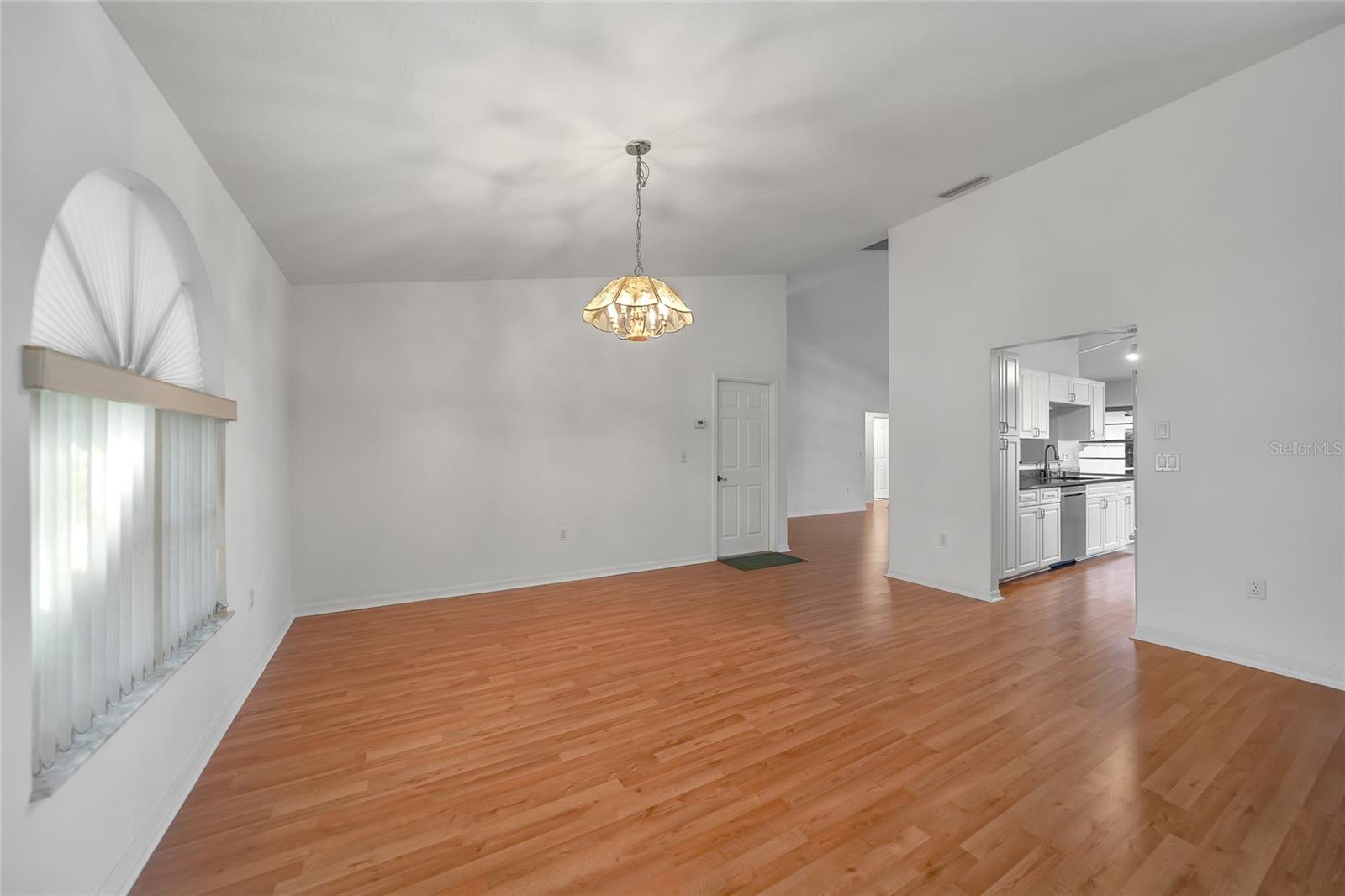 Image 11 of 73 For 1325 Covey Court