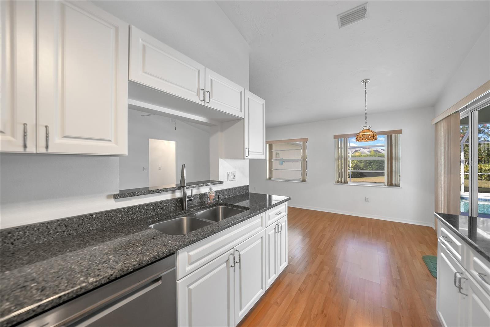 Image 14 of 73 For 1325 Covey Court