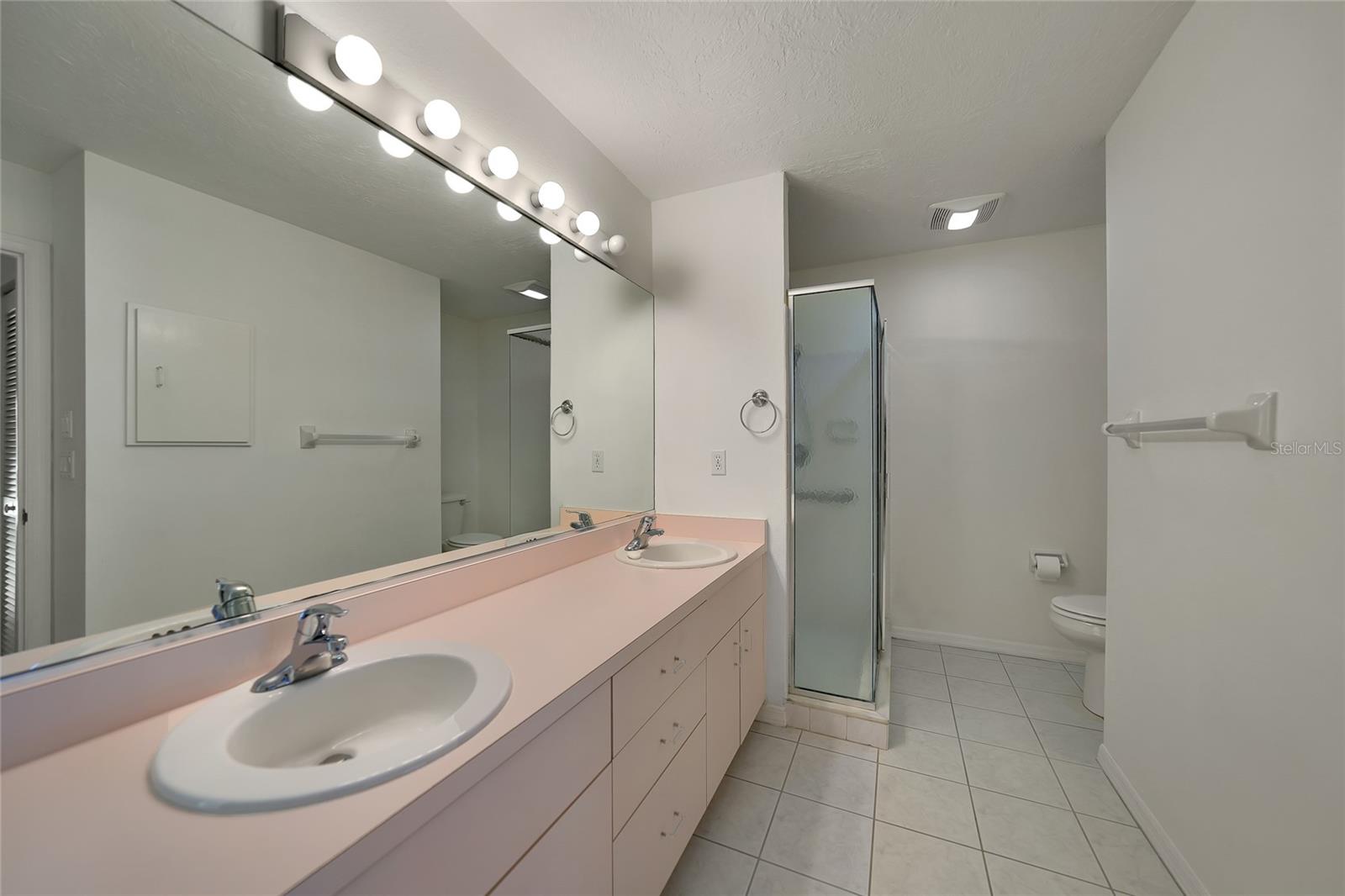 Image 26 of 73 For 1325 Covey Court