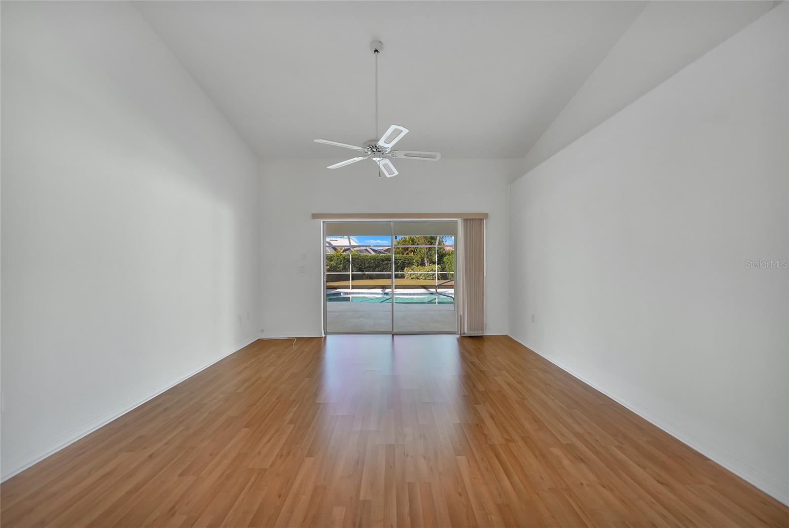 Image 4 of 73 For 1325 Covey Court