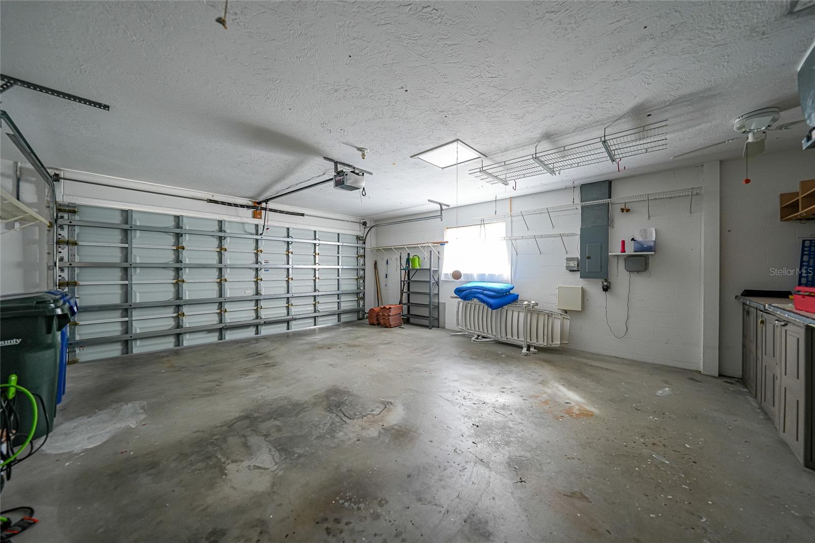 Image 42 of 73 For 1325 Covey Court